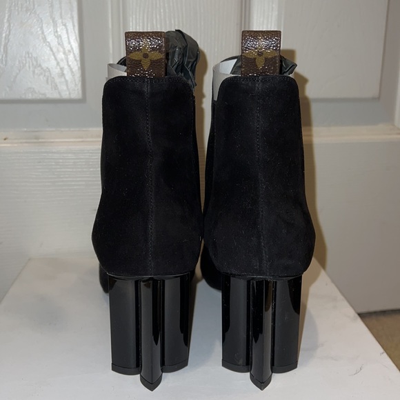 New Louis Vuitton uniform booties - Picture 2 of 6